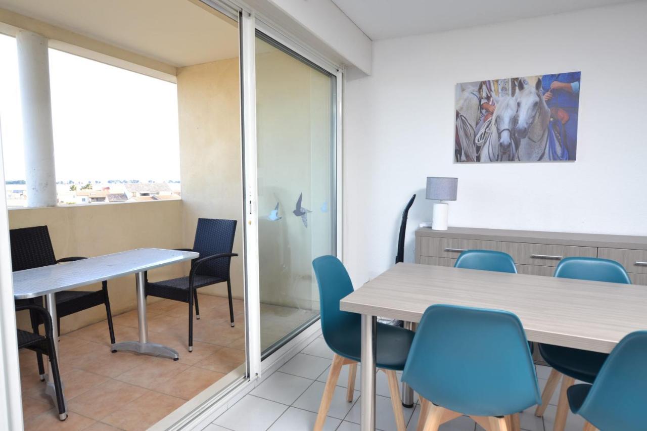 Grand T3 6 Couchages Avec Piscine Vue Salins Apartment Le Grau-du-Roi Exterior photo
